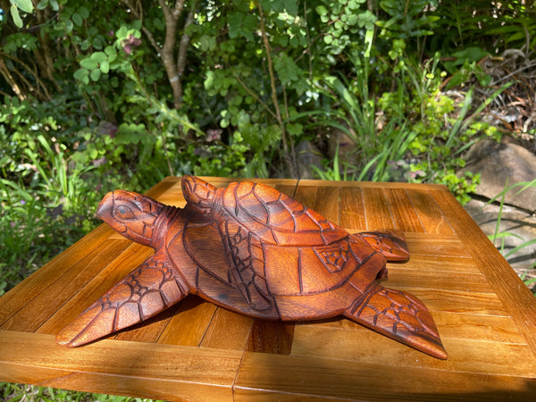 Hand-Carved Sea Turtle with Baby · Monkeypod Wood · 12”