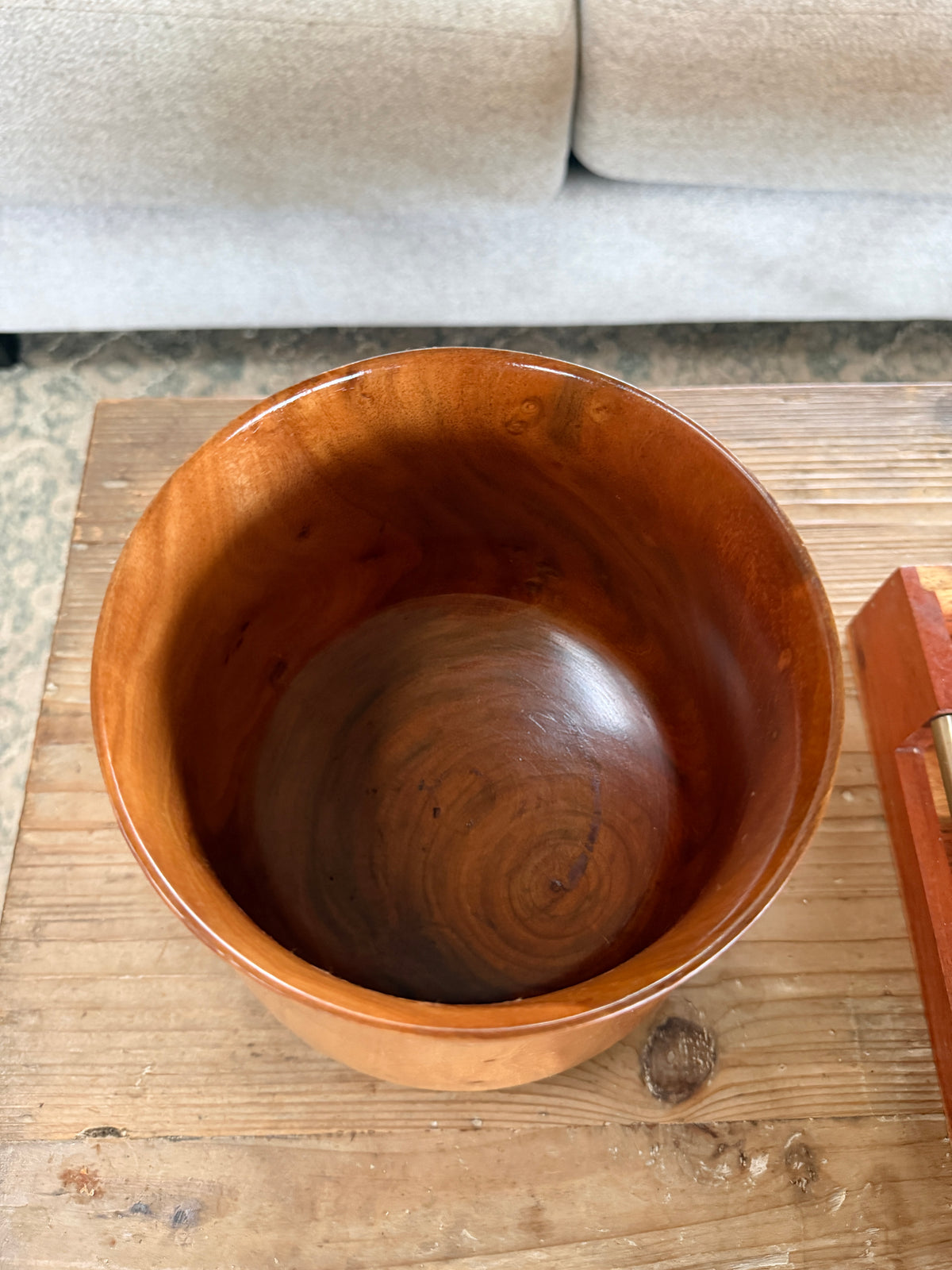 Milo Wood Vessel by Chainsaw Willy · Hand-Turned on Maui