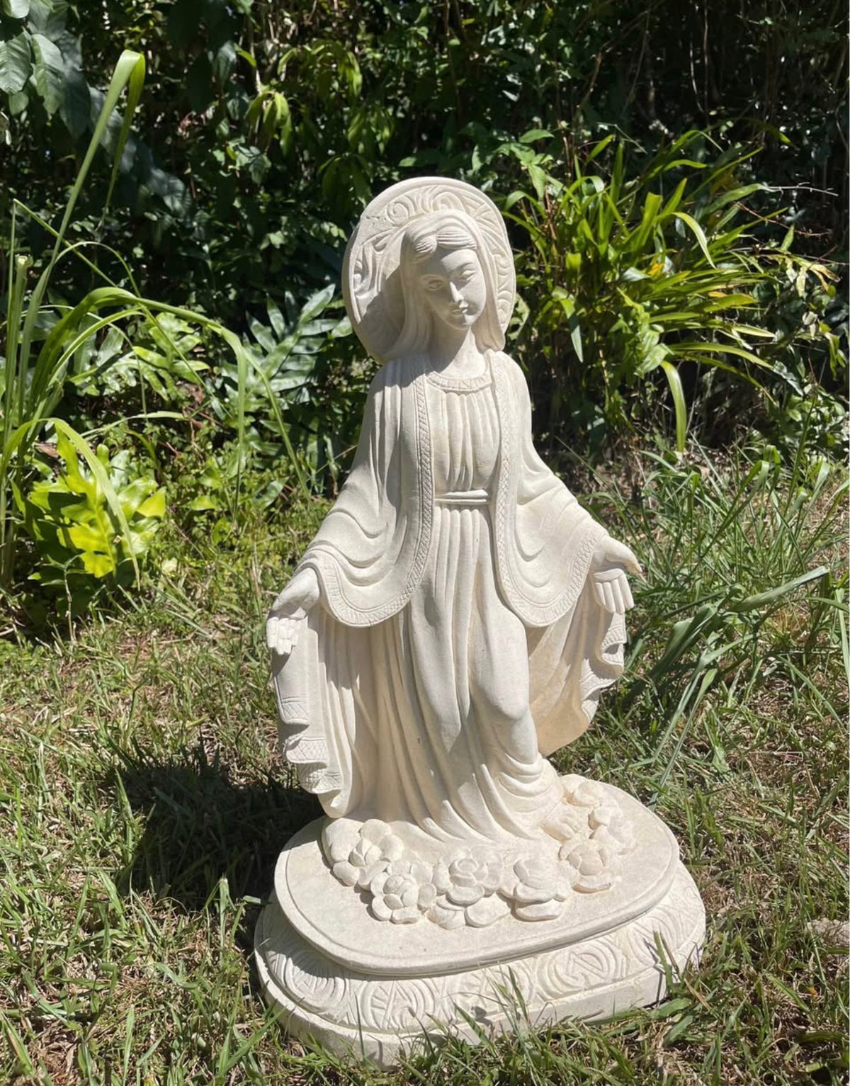 Pōhaku Goddess — "Divine Grace" | Hand-Carved Limestone Standing Goddess with Halo